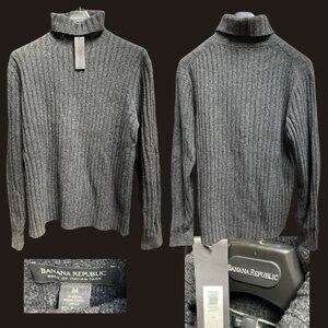 NEW - Men's Banana Republic Cashmere Turtleneck